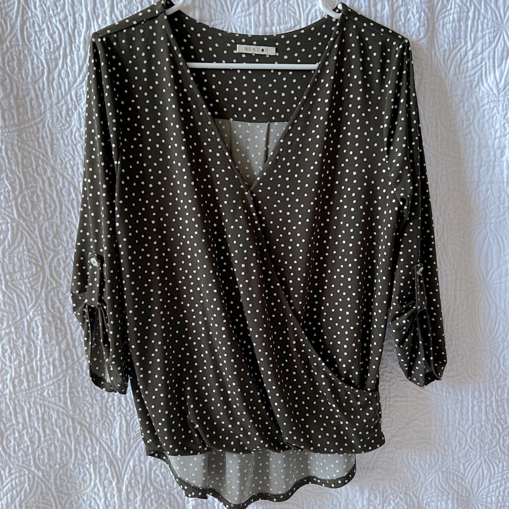 Beacon brand womens 3/4 sleeve top